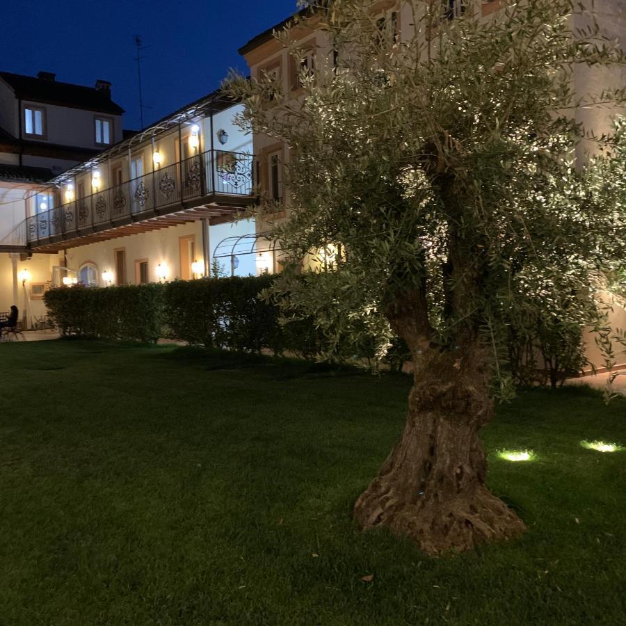 Princess Art Hotel Феррара Экстерьер фото
