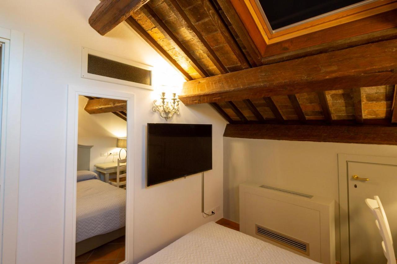 Princess Art Hotel Феррара Экстерьер фото
